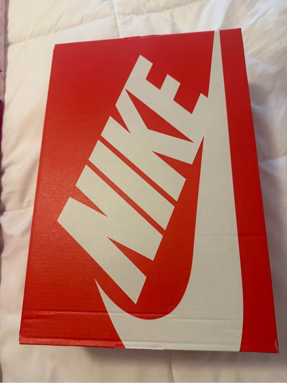 Nike Men’s NIKE COURT VISION LOW SUSTAINABLE SNEAKERS